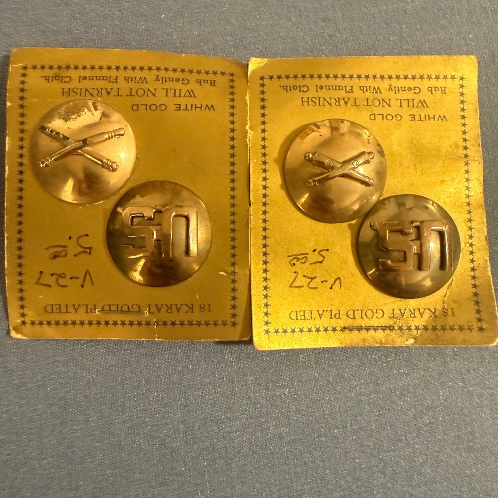 Vintage US Army Field Artillery 18K Gold Plated Collar Insignia Pins 2 Sets